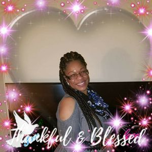 Meet your Posher, Noelle